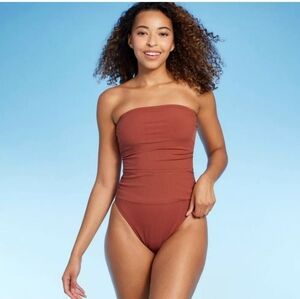 Women's Shirred Ribbed Bandeau Cheeky One Piece Swimsuit Shade & Shore Brown XS